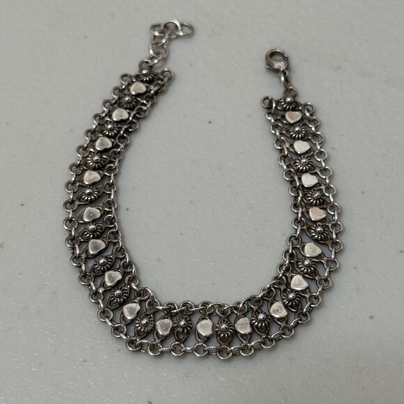Vintage Sterling Heart Pattern Bracelet - Picture 4 of 5